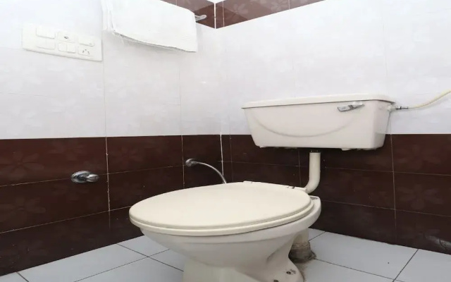 Oyo 36237 Hotel Maruti Inn