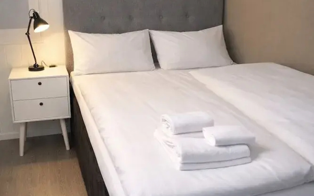 Arctic Sea Apartments
