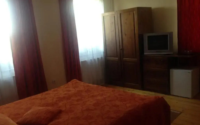 Crisalia Pension