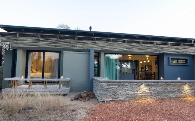 Villa in Hoedspruit With Hot Tub