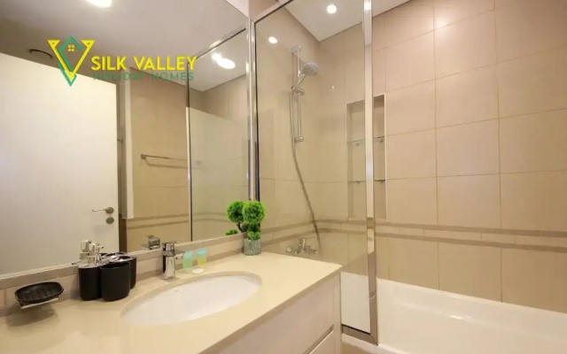 Silk Valley - Cozy Studio with pool view