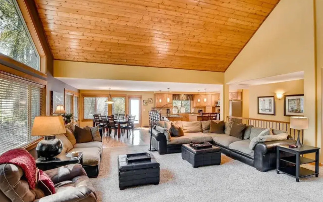 Evergreen Mountain Lodge