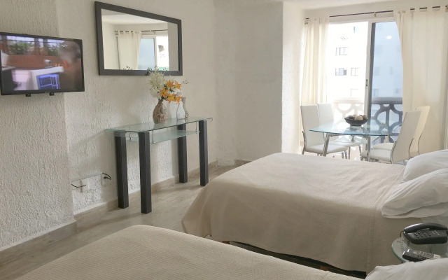 Cancun Plaza Condo Mexico