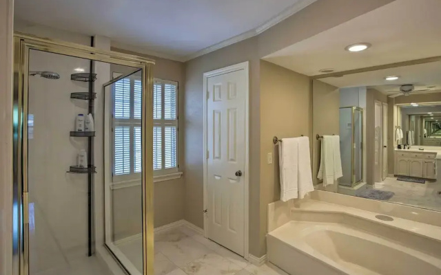 Unwind Fireside & Play Pool! Idyllic Mckinney Home