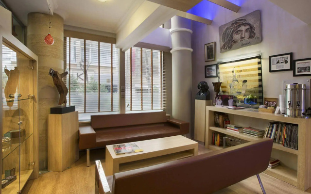 Gallery Residence & Hotel