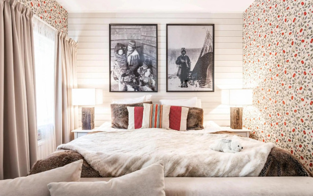 Arctic Light Hotel