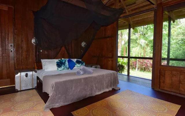 Noah Creek Eco Huts