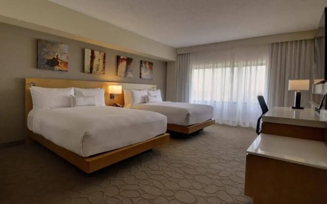 Renaissance Chicago Glenview Suites Hotel