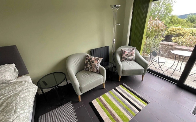 Self-contained Studio Annex