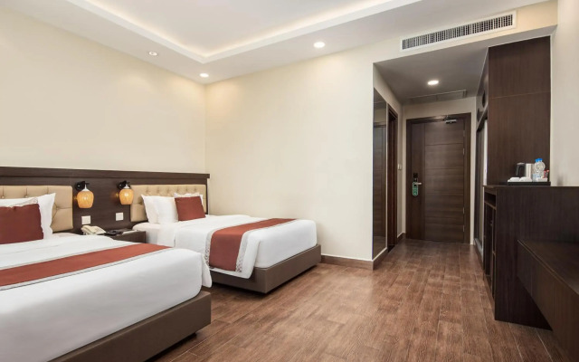 HM Grand Central Hotel