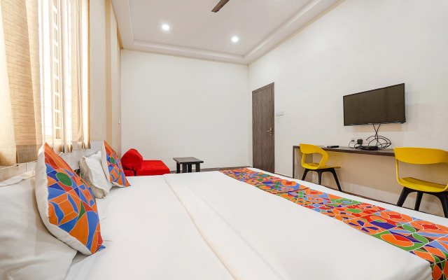 FabExpress Lutino Homes