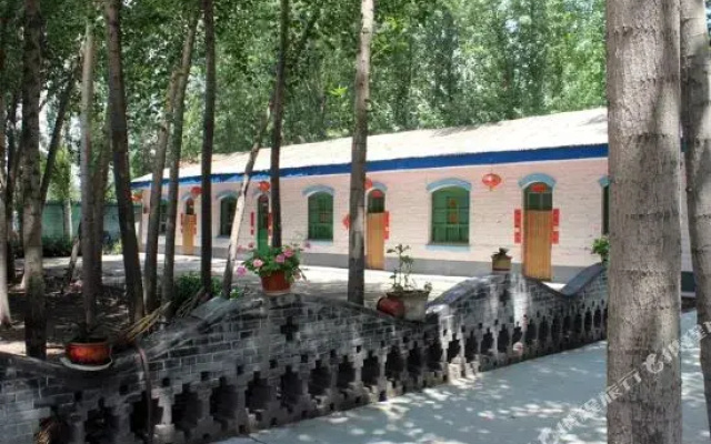 Jinzhong Qixian Danfengge Shengtai Hotel