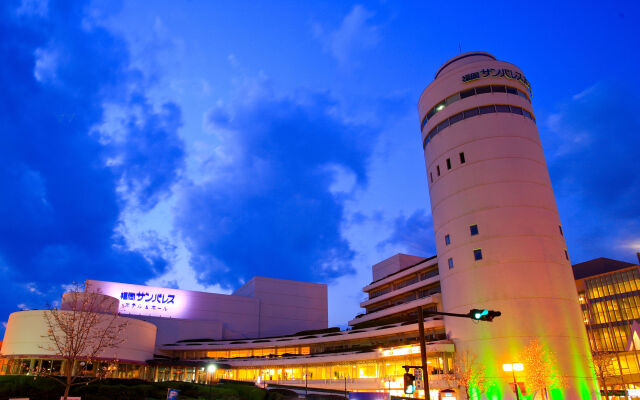 Fukuoka Sunpalace Hotel And Hall Порт Хаката вид на фасад