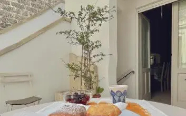 Cà Mì Apartment