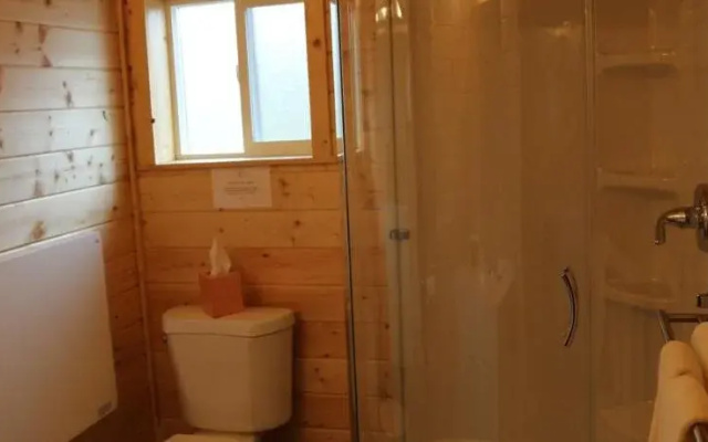 Alaska Glacier Lodge