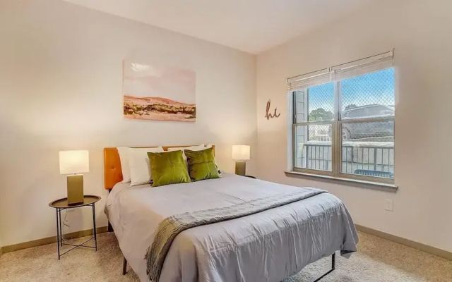 FRONTDESK Axel Row Apts Avondale Birmingham