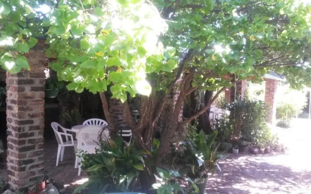 Onze Rust Guest House And Caravanpark