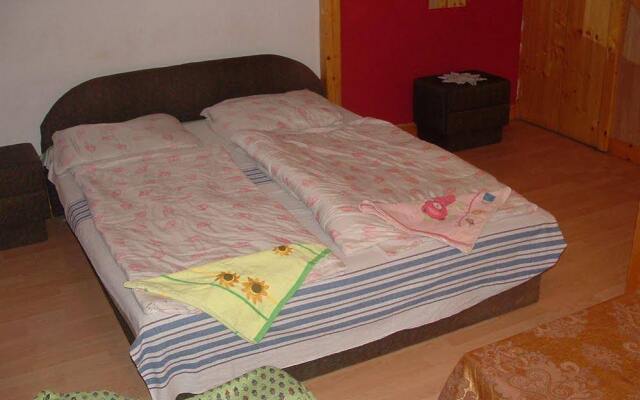 Artificial Hostel комната для гостей