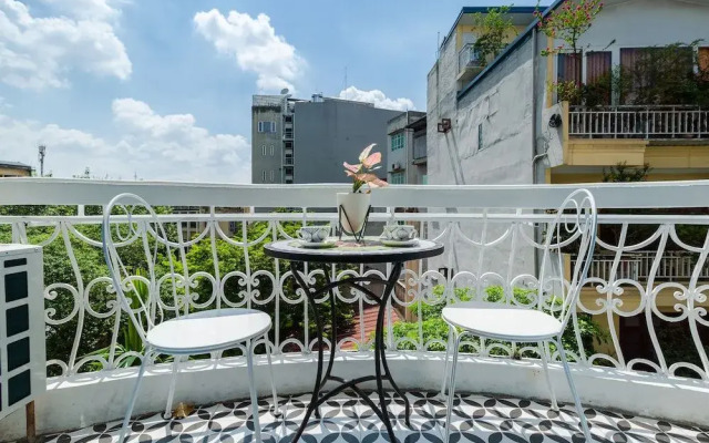 The Poppy Villa & Hotel