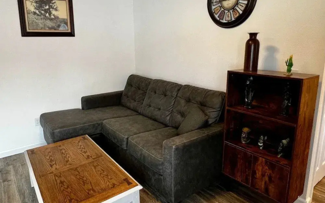 Southside 3bd 2bt apartment