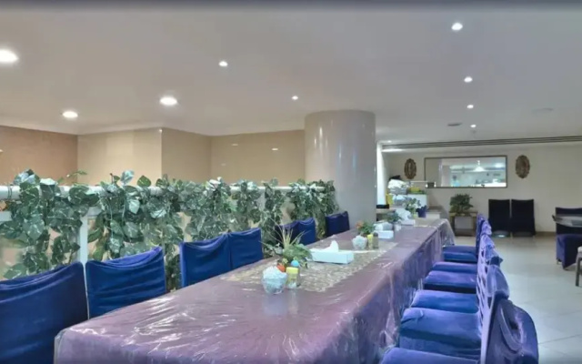 Zariana Hotel by OYO Rooms