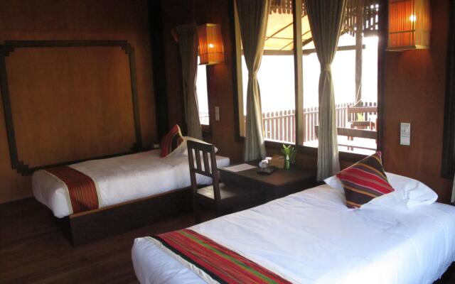 Отель A Little Eco Lodge Мьянма, Хехо - отзывы, цены и фото номеров - забронировать отель A Little Eco Lodge онлайн вид на фасад