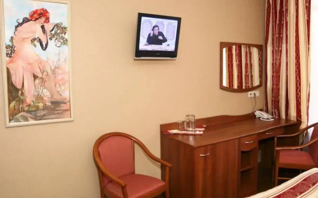 Отель «Четыре сезона»