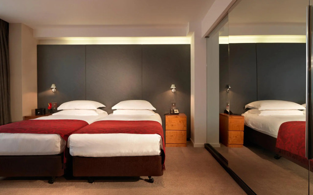 Royal Garden Hotel