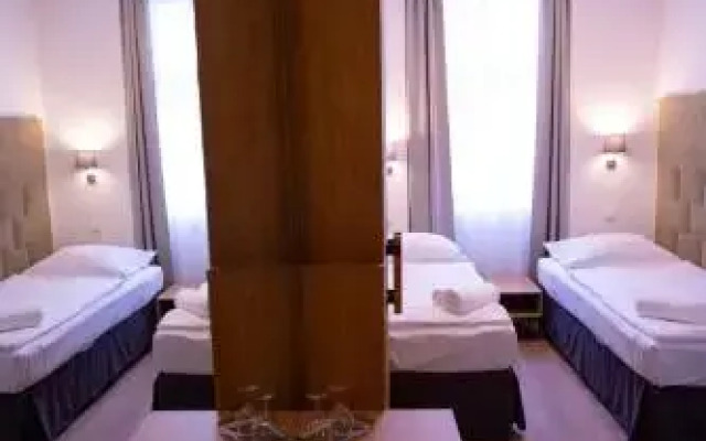 Hotel Payer Ii