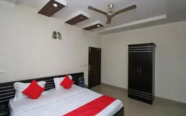 Hotel Abinashi by OYO Rooms