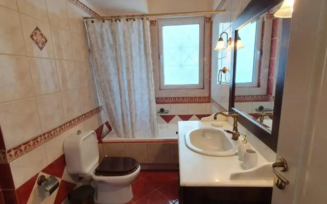 Athenian Luxury Villa in Glyfada