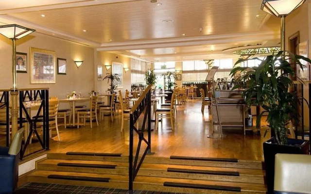 Premier Inn Cardiff North