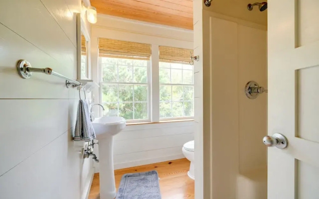 Charming Buxton Vacation Rental Near Beaches