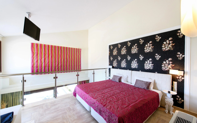 Alexandra Golden Family Innovation Resort
