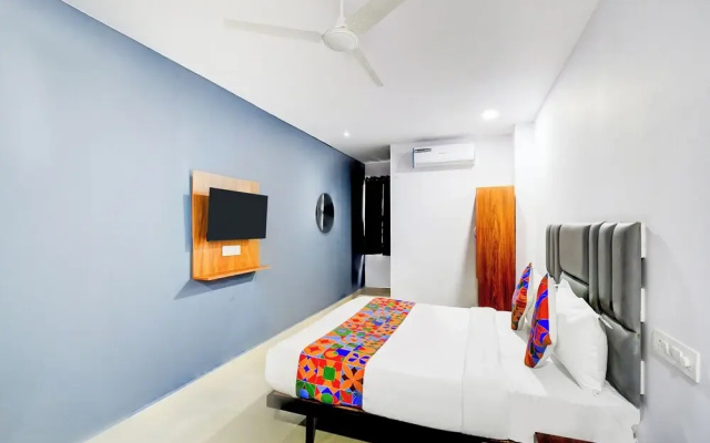 Fabhotel Lorwen