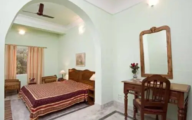 Chirmi Palace - A Heritage Home (Estd. 1884) - A Unit of Giggle Stays