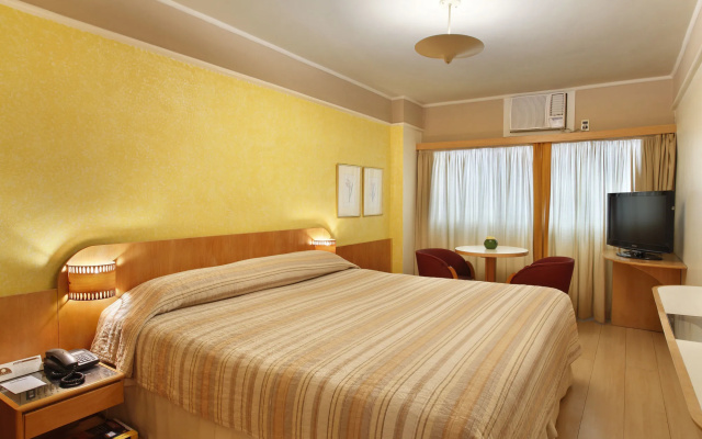 Mirasol Copacabana Hotel