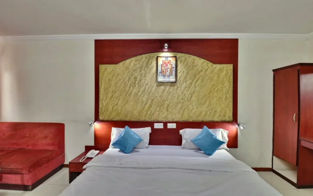 OYO 3883 Hotel Grande Royale