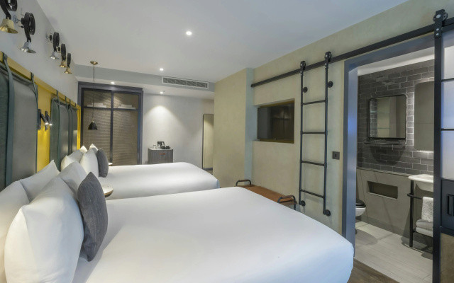 Clayton Hotel City of London
