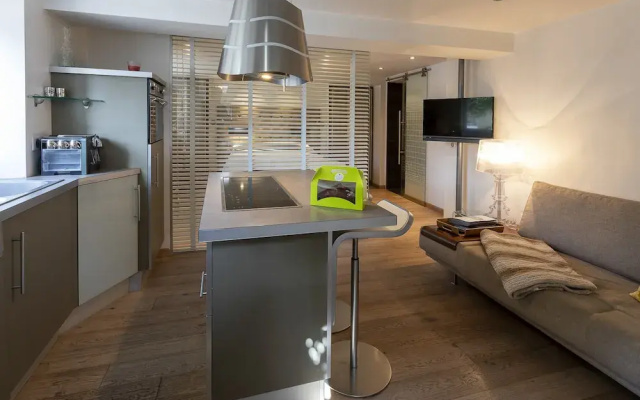 Beautiful studio 2p 200m from Lake