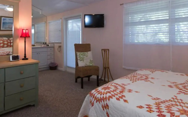 Blue Dolphin Inn Nine Bedroom Villa