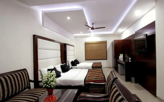 Hotel Mohan International