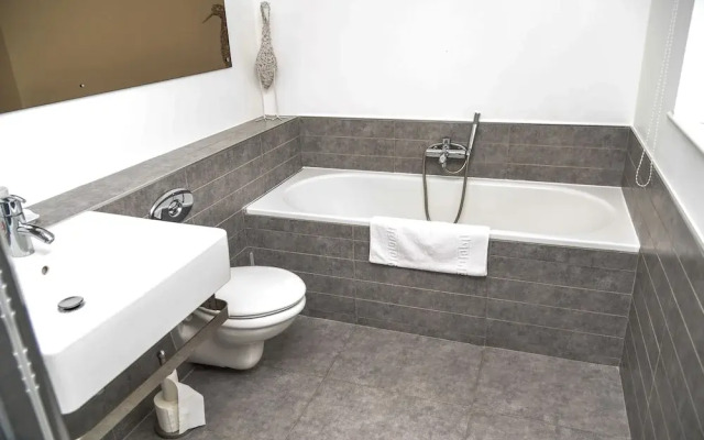 Daisy Bungalow Near Sidmouth