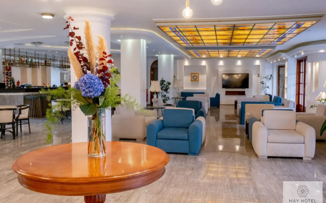 May Beach Hotel