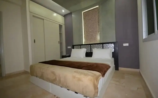 Hotel Pyramides