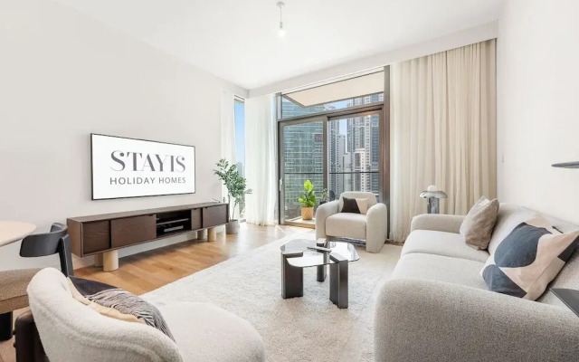 Stayis- Luxurious 2 BR near Burj Khalifa