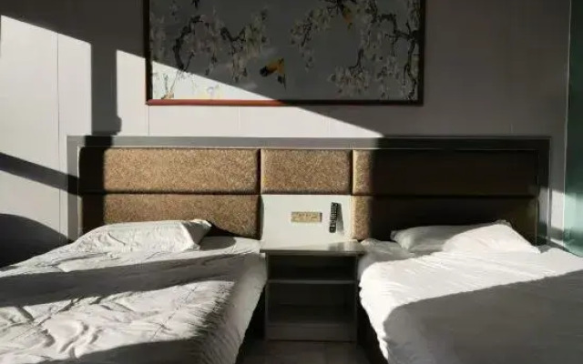 Nalati Lanshan Yunqi Homestay