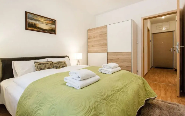 Corvin 4 Apartment
