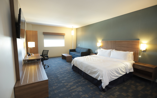 Holiday Inn Express & Suites Mexicali by IHG