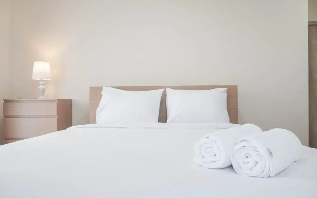 Nice And Comfort 2Br At Pejaten Park Apartment